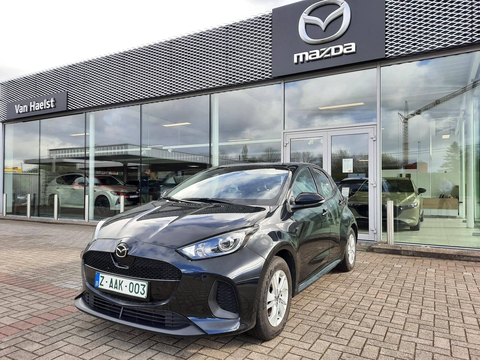 Mazda2 Hybrid MY2024 5DR HATCH 1.5L Hybrid VVT-i 116 hp Centre-line CVT Opera Black