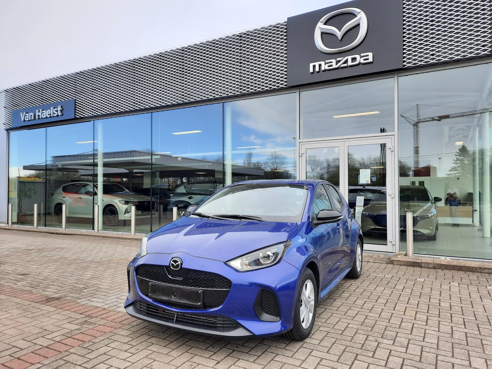 Mazda2 Hybrid MY2024 5DR HATCH 1.5L Hybrid VVT-i 116 hp Centre-line CVT Glass Blue 