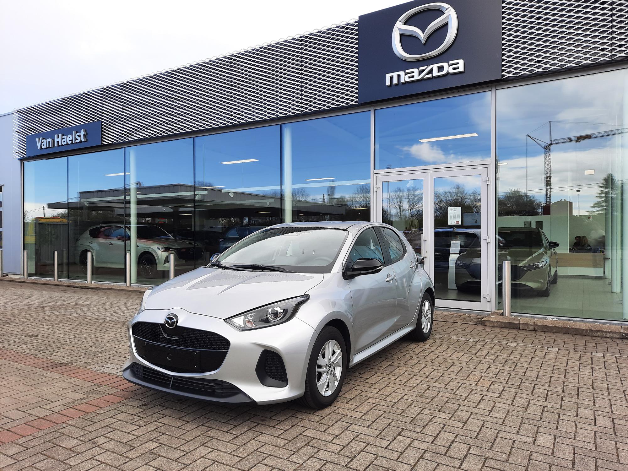 Mazda2 Hybrid MY2024 5DR HATCH 1.5L Hybrid VVT-i 116 hp Centre-line CVT Stormy Silver 