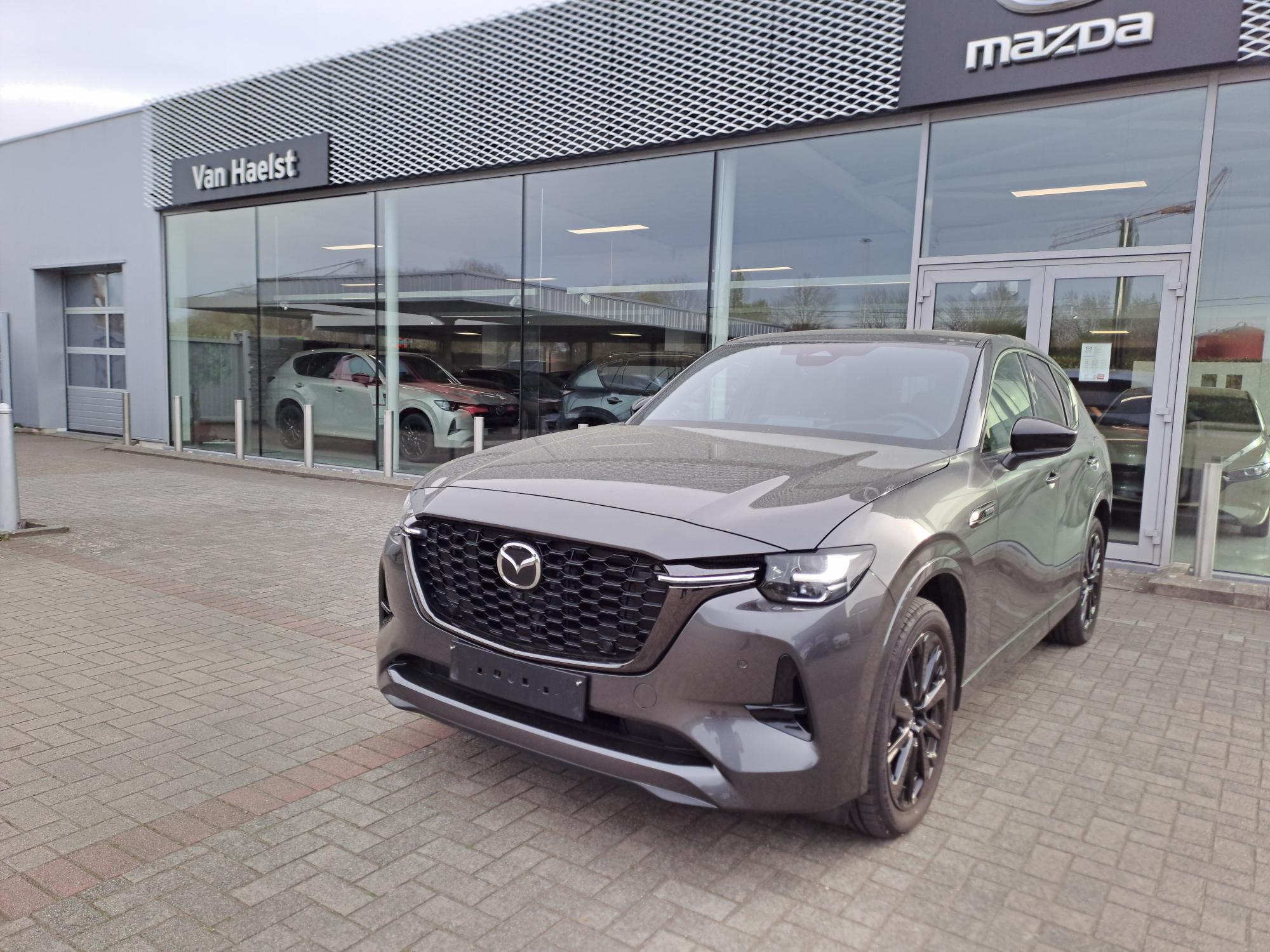 CX-60 2025 5WGN 2.5L e-SKYACTIV PHEV 327 hp 8AT AWD HOMURA PLUS Machine Grey