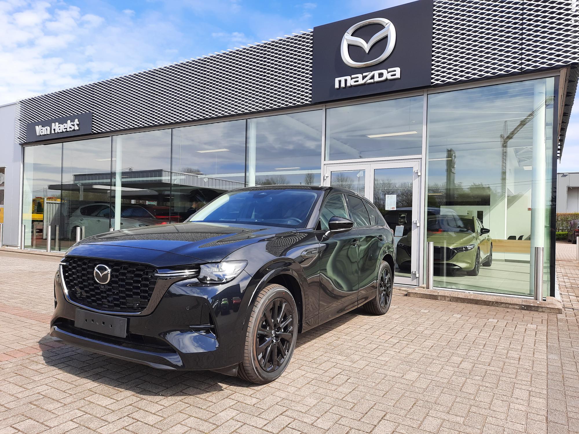 DEMO – CX-60 2022 5WGN GSR 2.5L e-SKYACTIV PHEV 327 hp 8AT i-ACTIV AWD HOMURA + CON-P + DRI-P + COM-P Jet Black