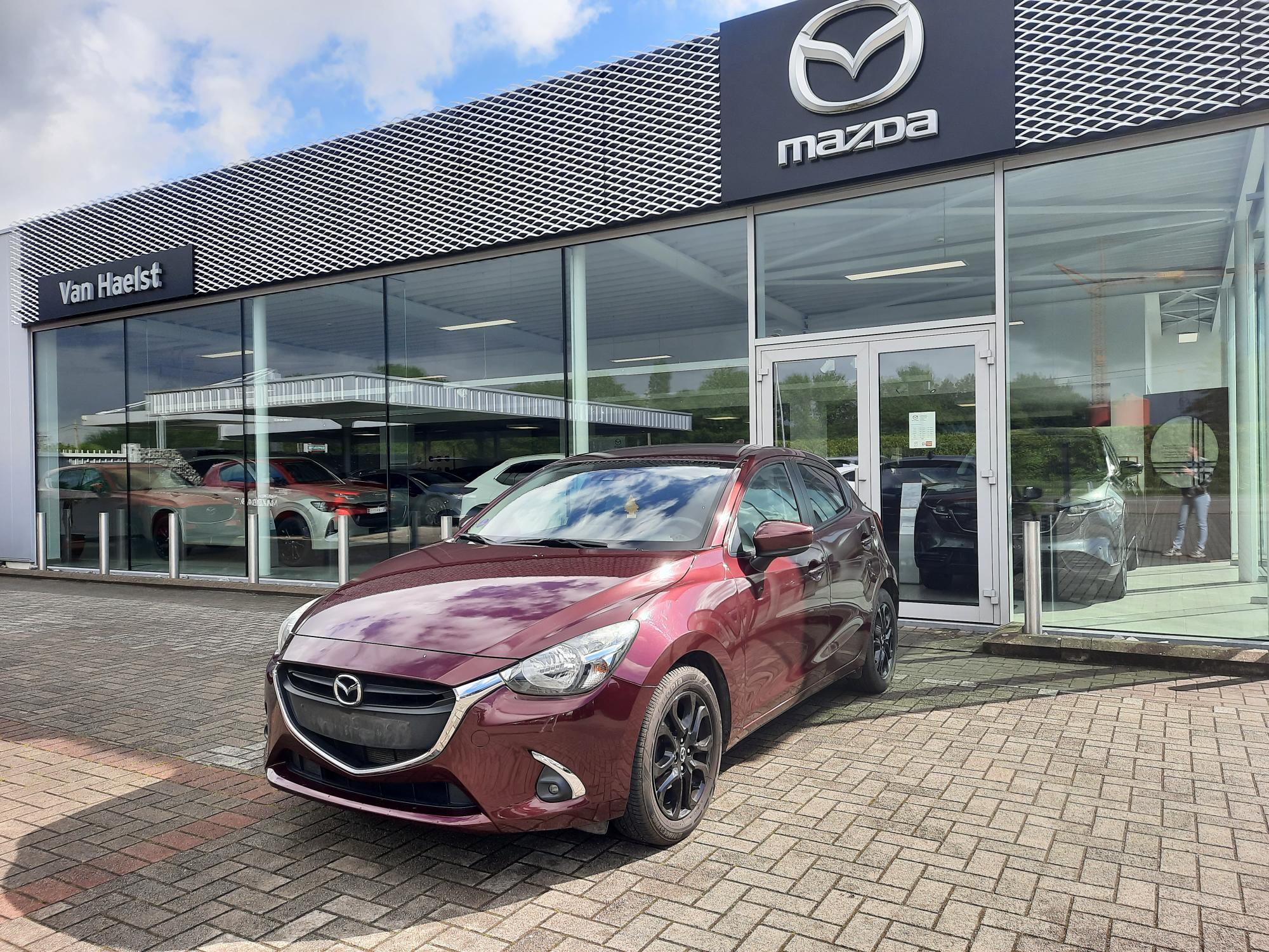 Mazda2 MY2018.5 5DR HATCH 1.5L SKYACTIV-G 90 hp Hakoné 5MT Black wheels Deep Crimson MC