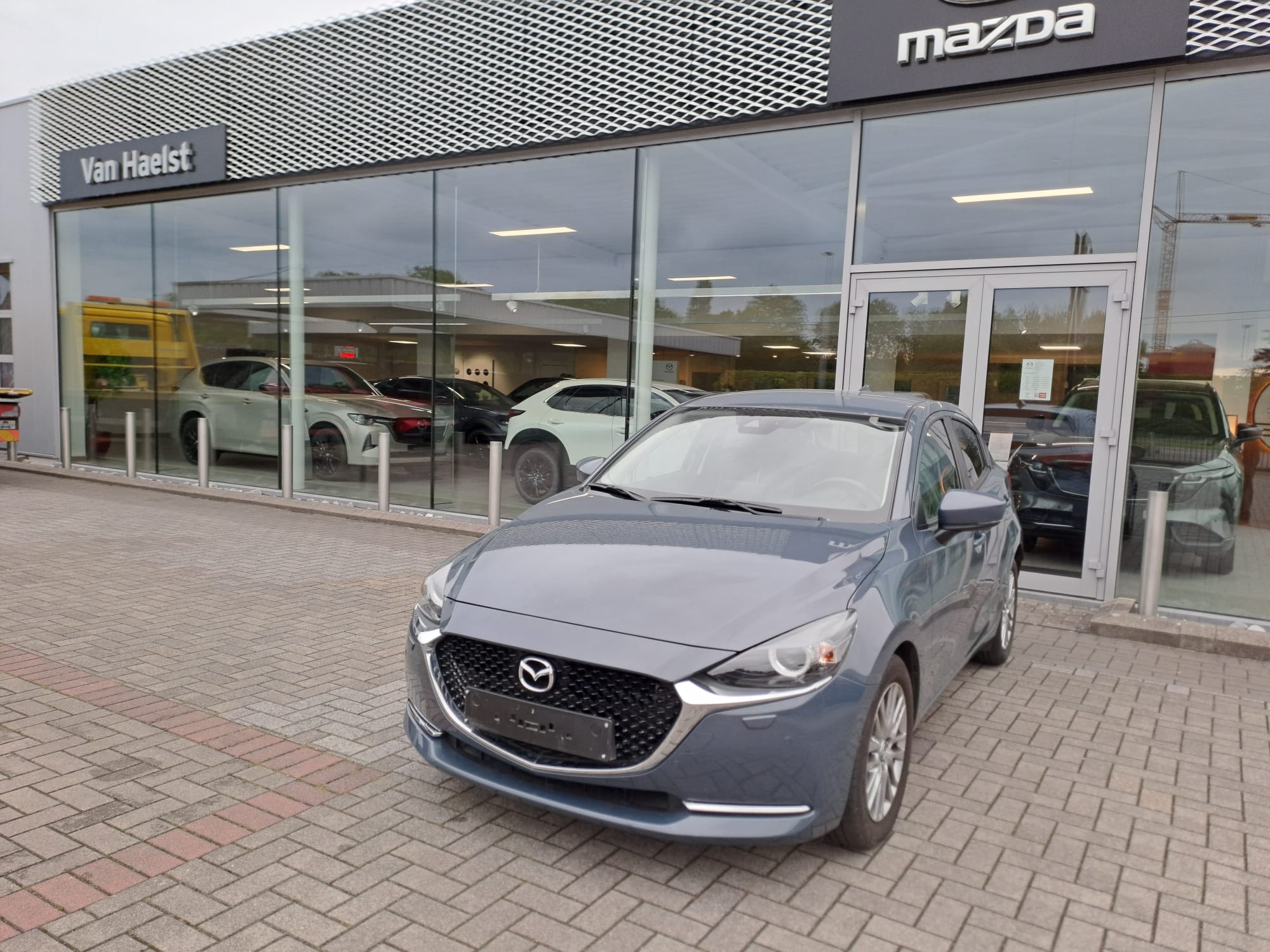 Mazda2 MY2020 5DR HATCH 1.5L SKYACTIV-G 90 hp Okinami 6AT POLYMETAL GRAY