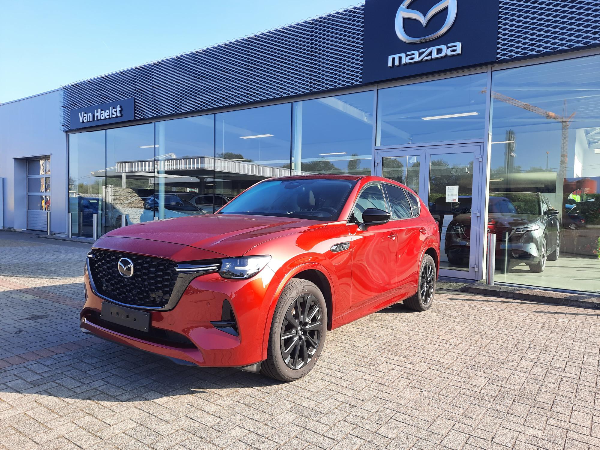 CX-60 2022 5WGN 2.5L e-SKYACTIV PHEV 327 hp 8AT AWD HOMURA CON-P DRI-P COM-P PAN-P SOUL RED CRYSTAL M
